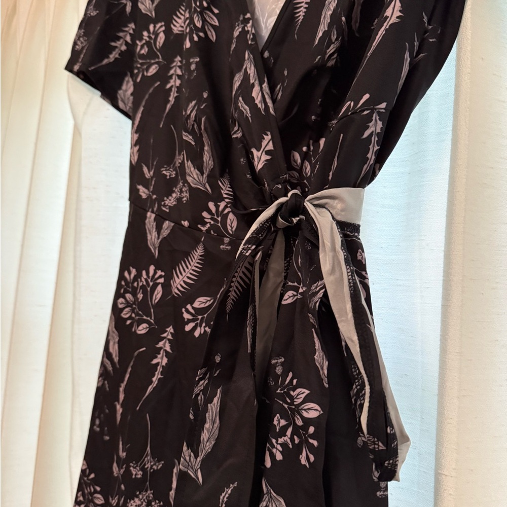 SOLD 🖤 NWT Whimsy Goth Black and White Floral Wrap Dress 🖤